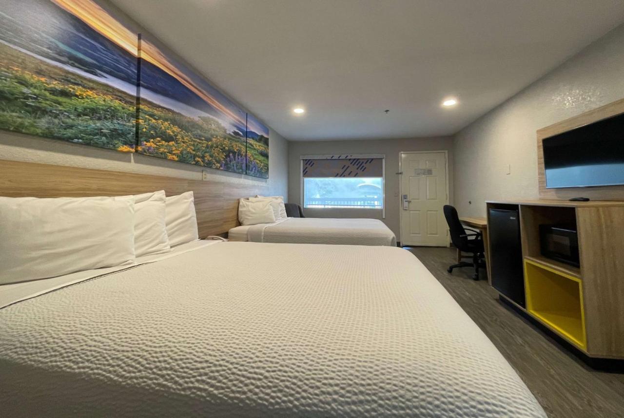 Days Inn By Wyndham Near Seaworld San Antonio Exteriér fotografie