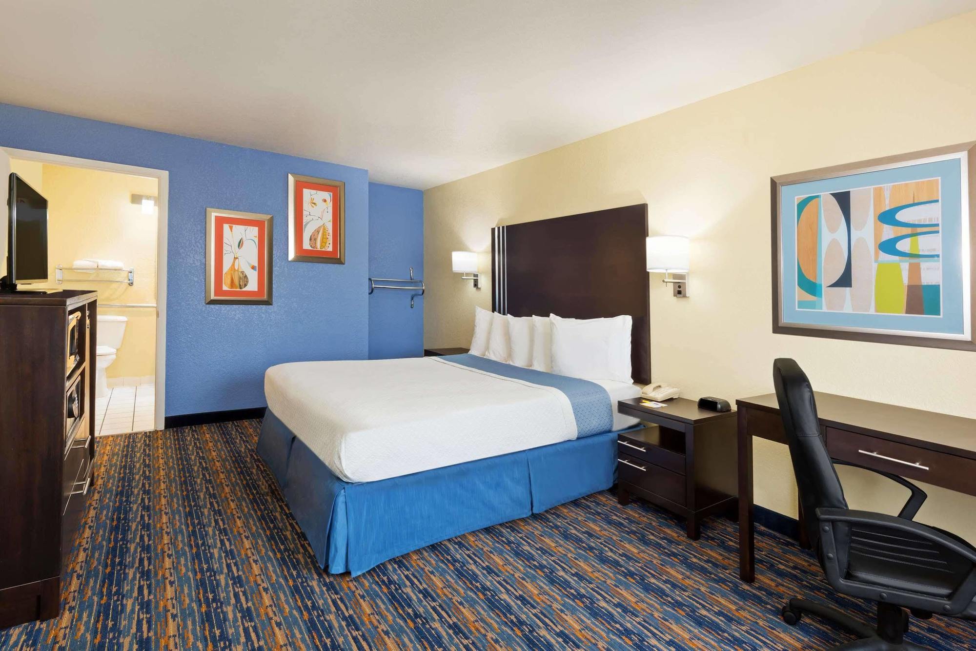 Days Inn By Wyndham Near Seaworld San Antonio Exteriér fotografie